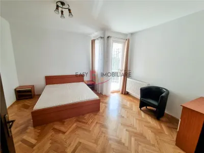 Apartament 4 camere, UMF, central, Targu Mures - foto 13