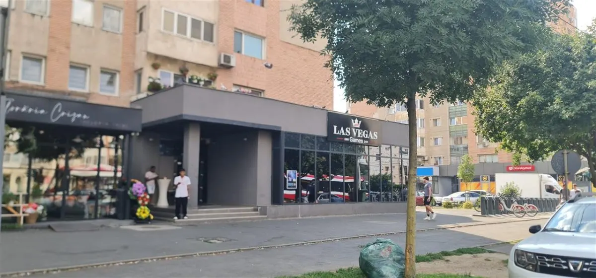 Spatiu in intersectie pe colt, Calea Aurel Vlaicu -Fortuna - foto 3