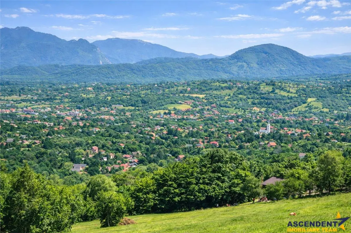 3.000mp de incantare montana cu cabana din lemn masiv, Zarnesti Tohanita - foto 5