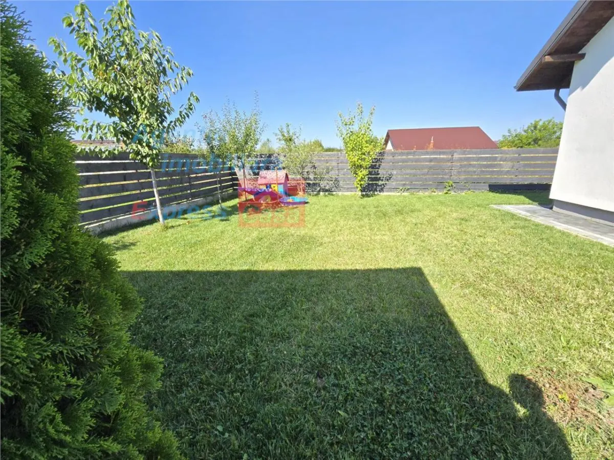 Casa individuala de vanzare, cu 3 camere, in  Lunca Cetatuii - foto 23