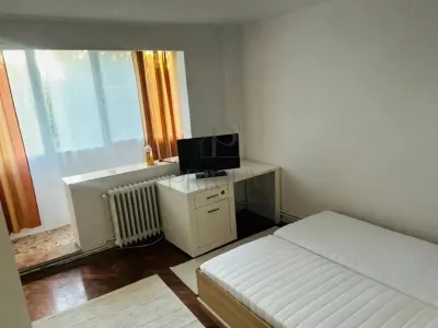 Apartament 4 camere | Ultracentral | Medicina – Punctele Cardinale | 100 mp | Renovat si Mobilat - foto 2