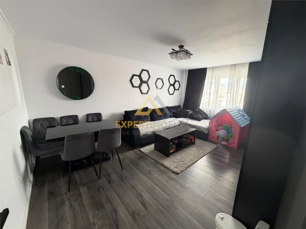Apartament generos 3 camere str Granicerilor vis a vis de Lidl  etaj 4 cu acoperis - foto 5