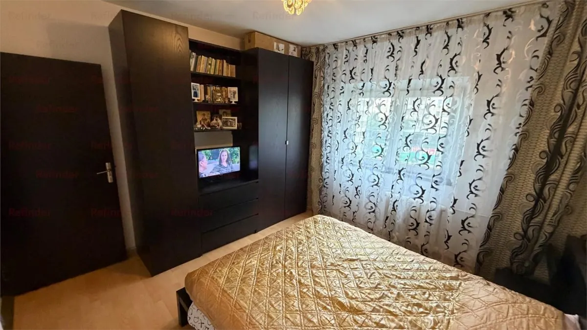 Vânzare apartament 3 camere | Vitan Mall | bl 1992 | anvelopat | etaj 3/8 | decomandat | 73 mp utili | mobilat si utilat | - foto 5