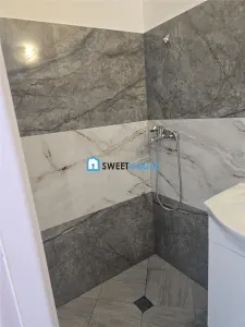 Garsoniera  renovata zona negoiu Fagaras - foto 2