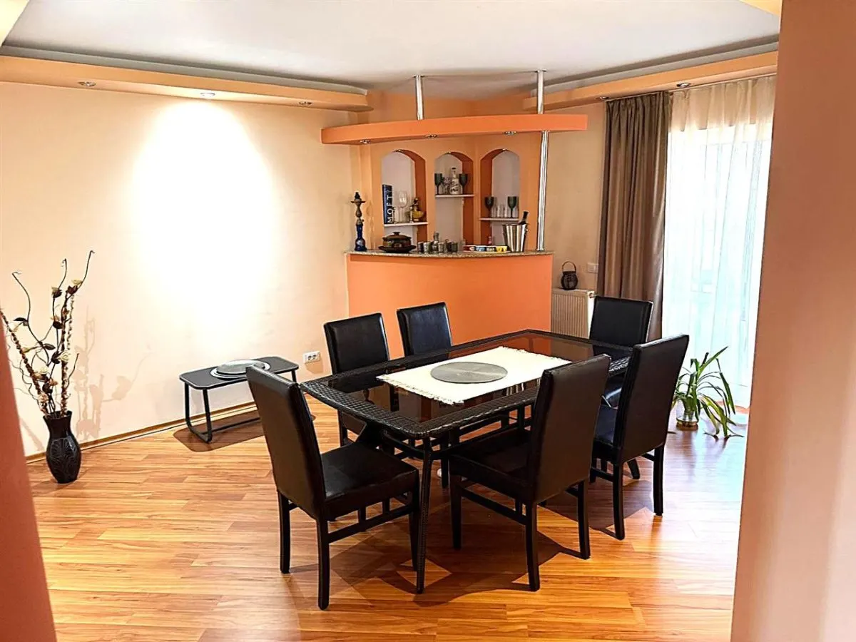 Vila individuala 6 camere, teren 2500 mp - foto 6