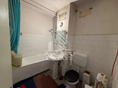 Apartament cu 3 camere de vanzare,decomandat,etaj intermediar,Bucovina - foto 9