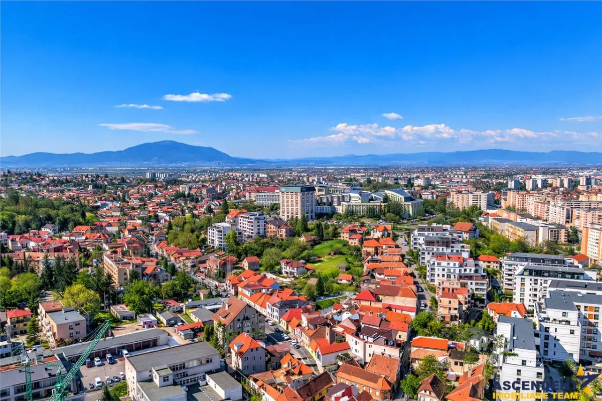 Distinctiv apartament, decomandat, 3camere, boxa, loc parcare, Central, Brasov - foto 7