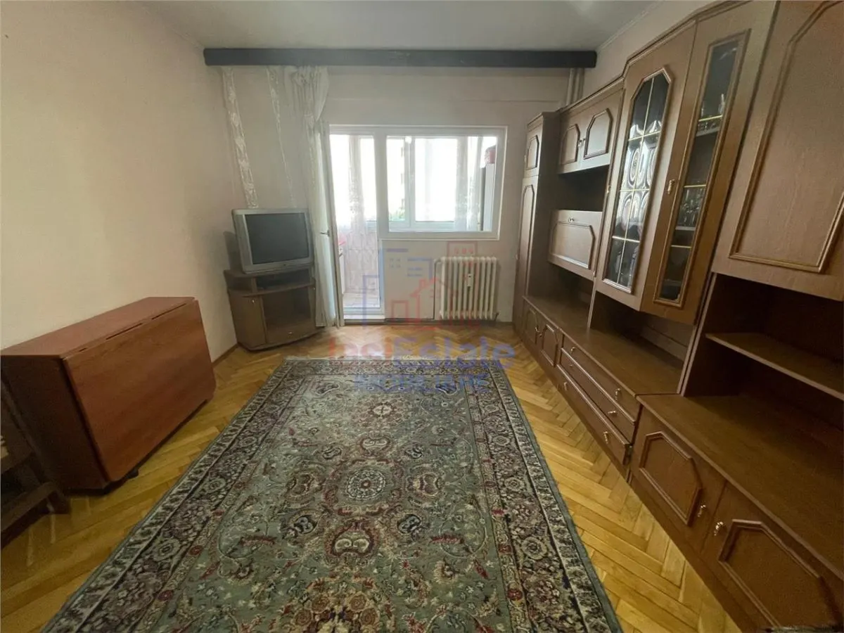 Alexandru cel Bun - Inchiriere - Apartament 2 camere  decomandat - foto 13