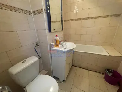 Alexandru cel Bun - Inchiriere - Apartament 2 camere  decomandat - foto 17