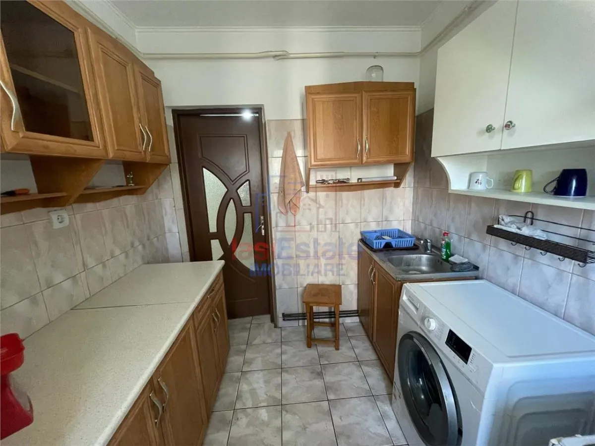 Alexandru cel Bun - Inchiriere - Apartament 2 camere  decomandat - foto 6