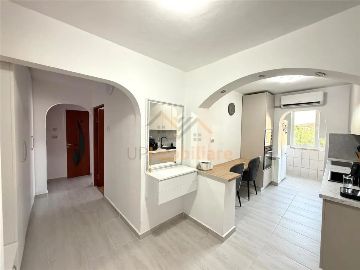APARTAMENT 3 CAMERE | TIP PB  | ZONA ROGERIUS | ORADEA - foto 1