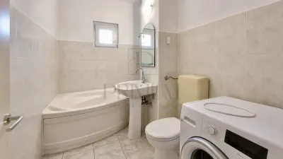Apartament 3 camere decomandat | Complex Studentesc â€“ Sala Olimpia | Centrala proprie - foto 5