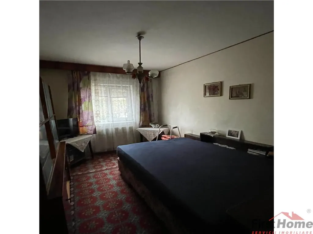 Apartament cu 3 camere, 74mp, etaj 1 , zona Centrala - foto 6