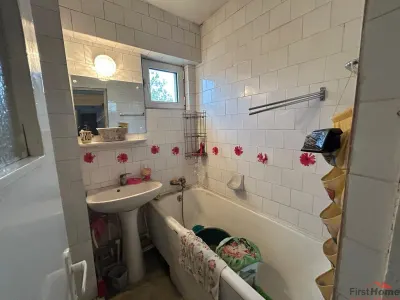 Apartament cu 4 camere de vanzare, zona Teatru - foto 11