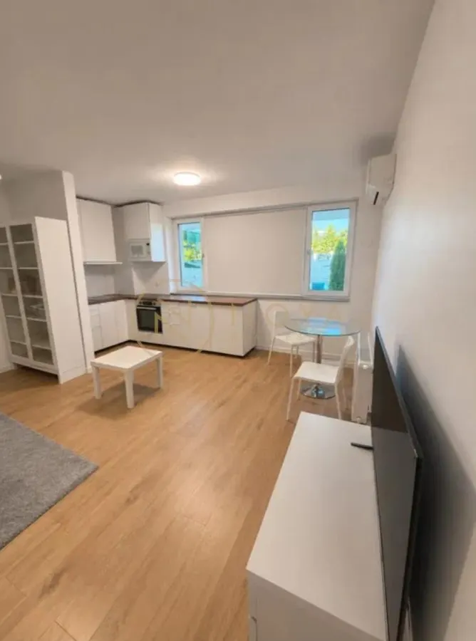 Inchiriere apartament - foto 3