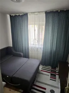 Apartament 3 camere | Medicina | Centrala Proprie | 2 Bai | 2 Balcoane - foto 3