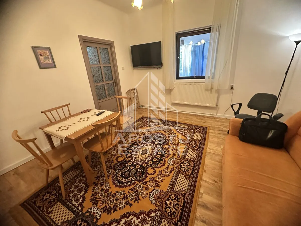 Apartament de inchiriat cu 2 camere, Centrala Proprie, zona Elisabetin - foto 2