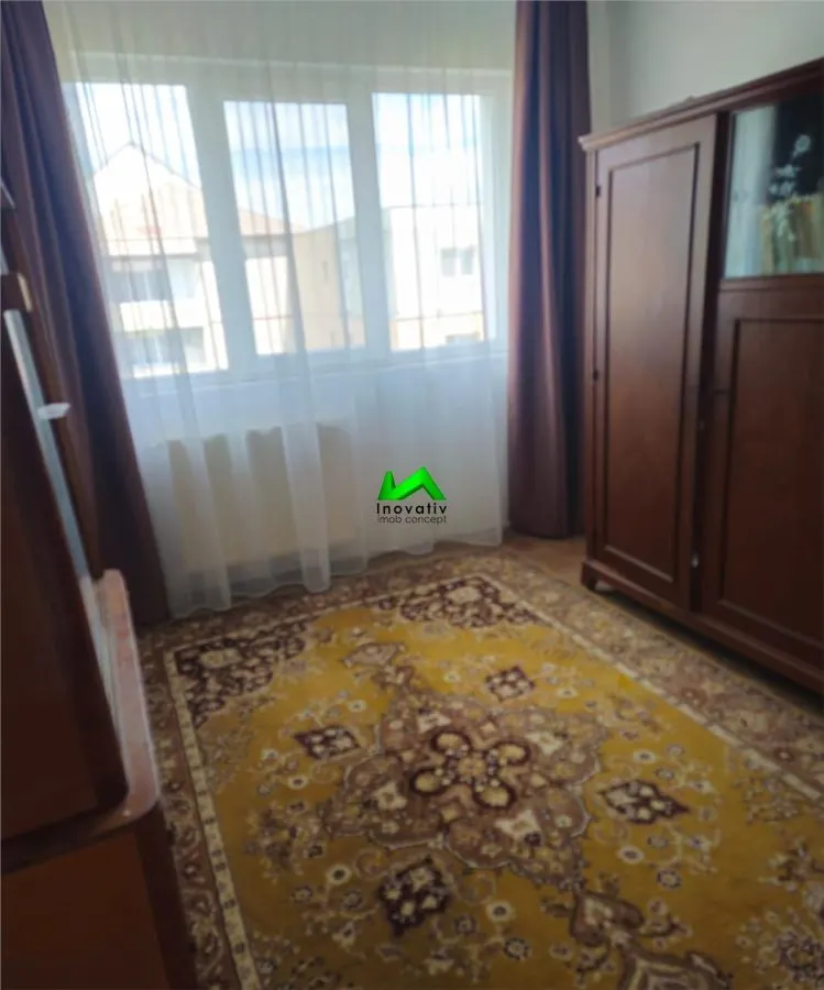 Apartament de inchiriat 2 camere decomandate Sibiu Mihai Viteazul - foto 2