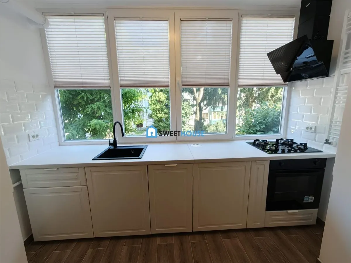 Apartament cu trei camere zona V alecsandri - foto 2
