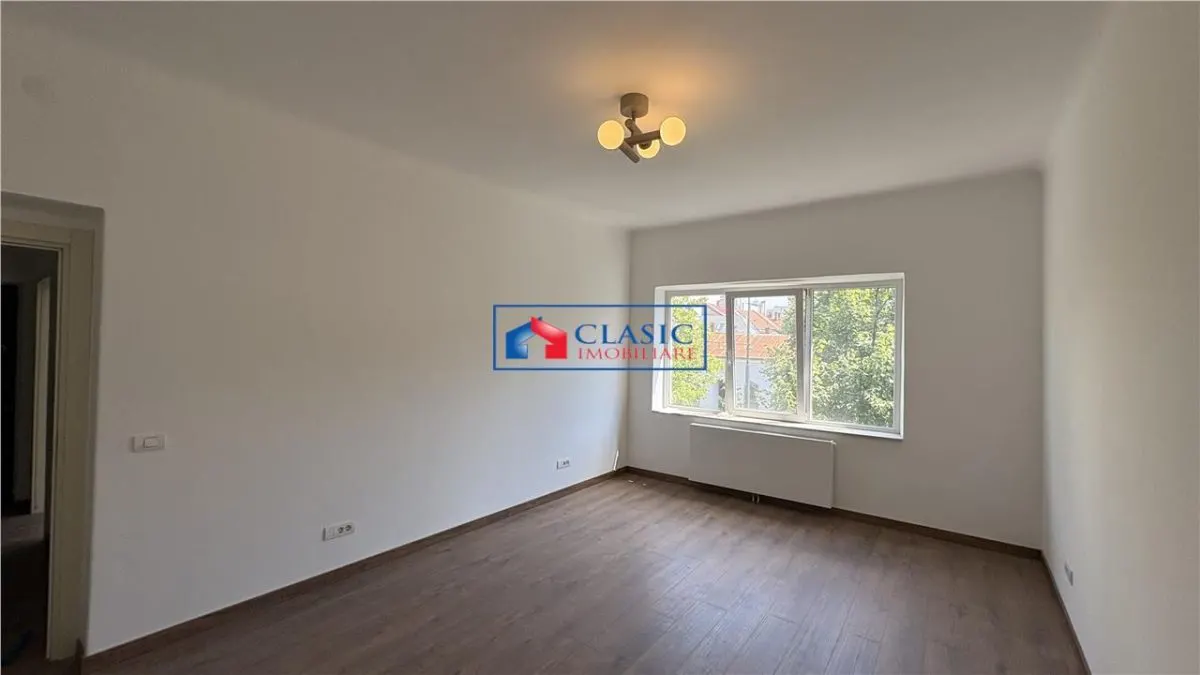 Inchiriere apartament ideal birou 3 camere decomandate renovat in Centru- zona Regionala CFR - foto 1