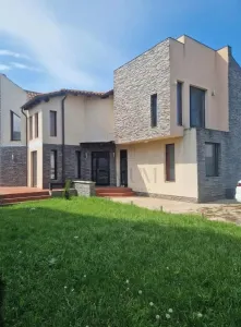MOSNITA NOUA - CASA INDIVIDUALA - COMPLET MOBILATA SI UTILATA -ZONA EXCELENTA - Mosnita Noua