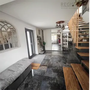 Casa premium 2 in 1 in Noua, Brasov, garsoniera separata, panouri fotovoltaice - foto 3