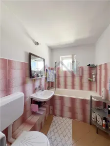 Apartament 3 camere, 2 bai, 2 balcoane, 78 mp, Carpatilor - foto 17