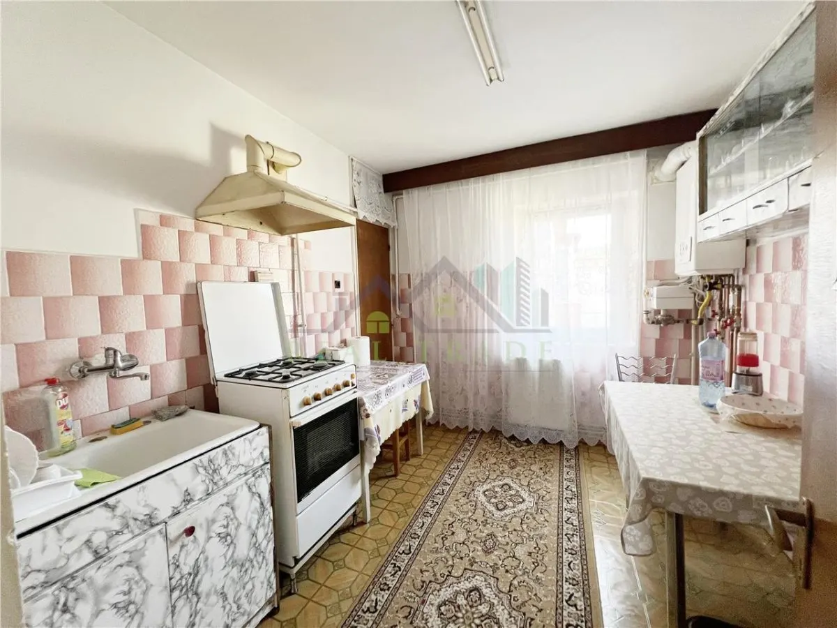 Apartament 3 camere, 2 bai, 2 balcoane, 78 mp, Carpatilor - foto 8