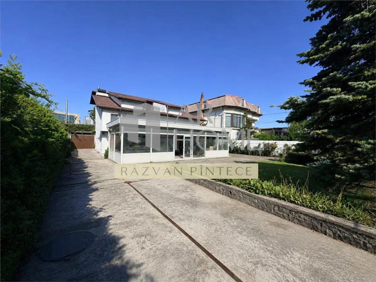 Casa 6 camere, piscina si spatiu comercial, Bd Bucuresti, Ploiesti - foto 2