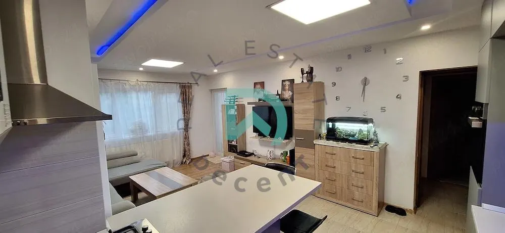 Apartament 3 camere de vanzare, mobilat si utilat - str. Pictor Nicolae Brana, Selimbar - foto 2