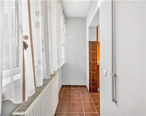 Tractorul, Apartament 2camere, 2 balcoane, 2 boxe - foto 3