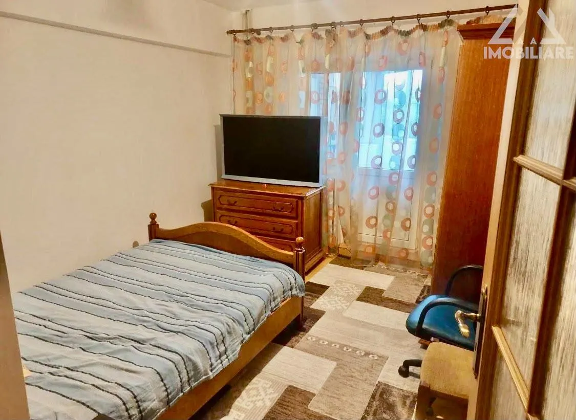 Apartament 3 camere Pacurari - ALPHA Bank - foto 4