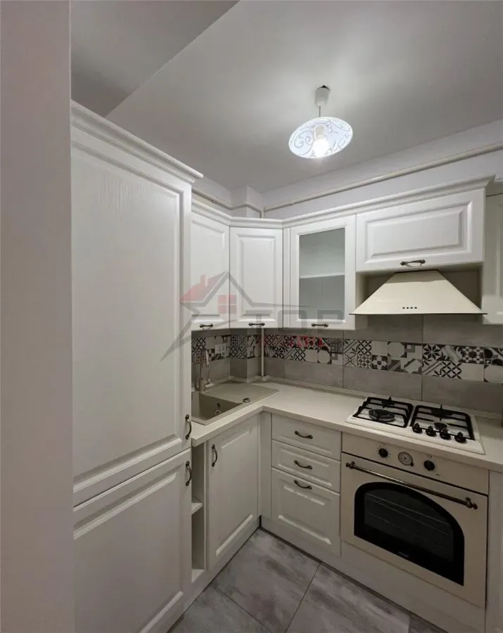 Inchiriere apartament 2 camere si loc de parcare- Copou, Complex Rasarit de Soare - foto 5