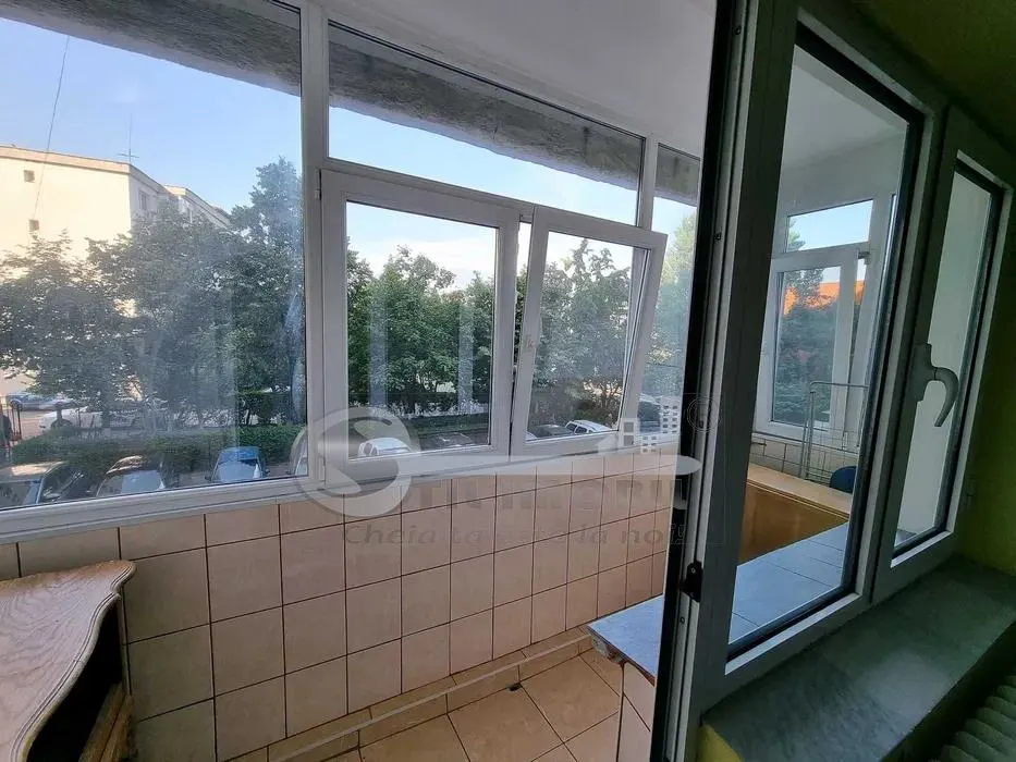 Apartament 3 camere Podu Ros - foto 5