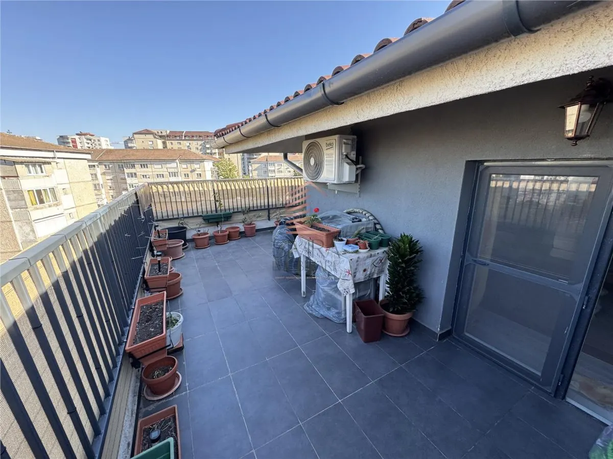 Apartament cu 2 camere si terasa, zona Decebal - foto 10