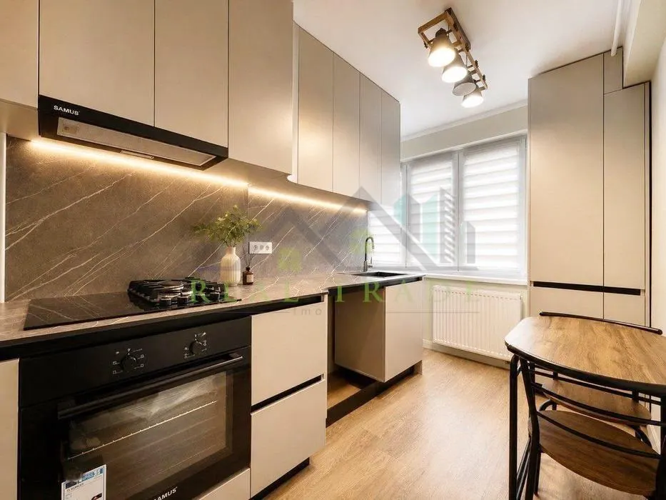 Apartament premium de vanzare Centrul Civic - foto 8