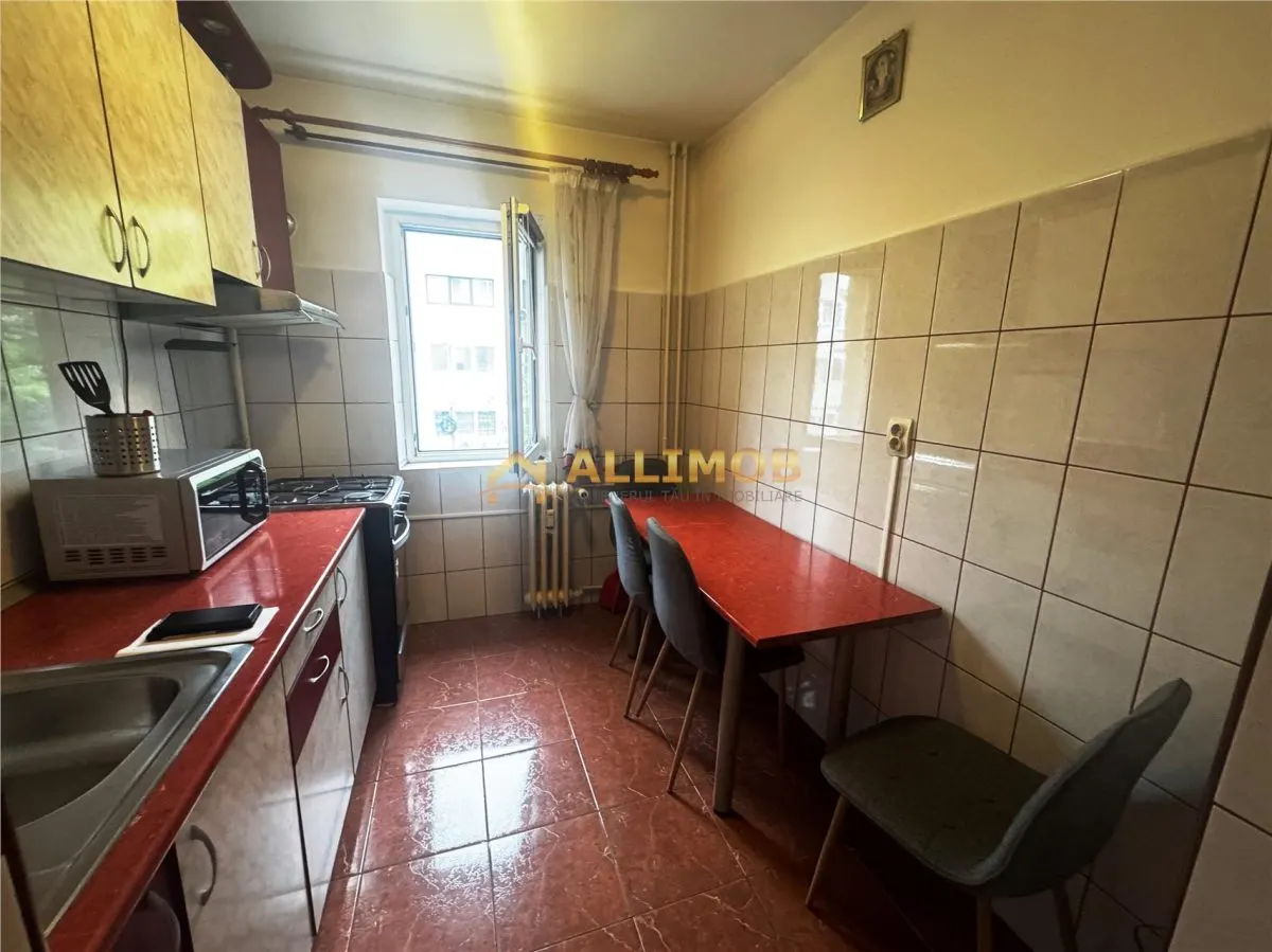 Apartament 2 camere decomandat mobilat si utilat in Ploiesti, zona Malu Rosu - foto 12