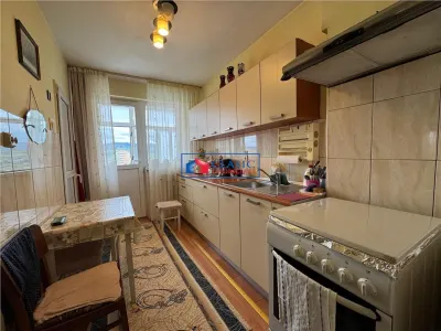 Vanzare apartament 2 camere decomandate bloc izolat in Gheorgheni- zona Interservisan - Cluj-Napoca