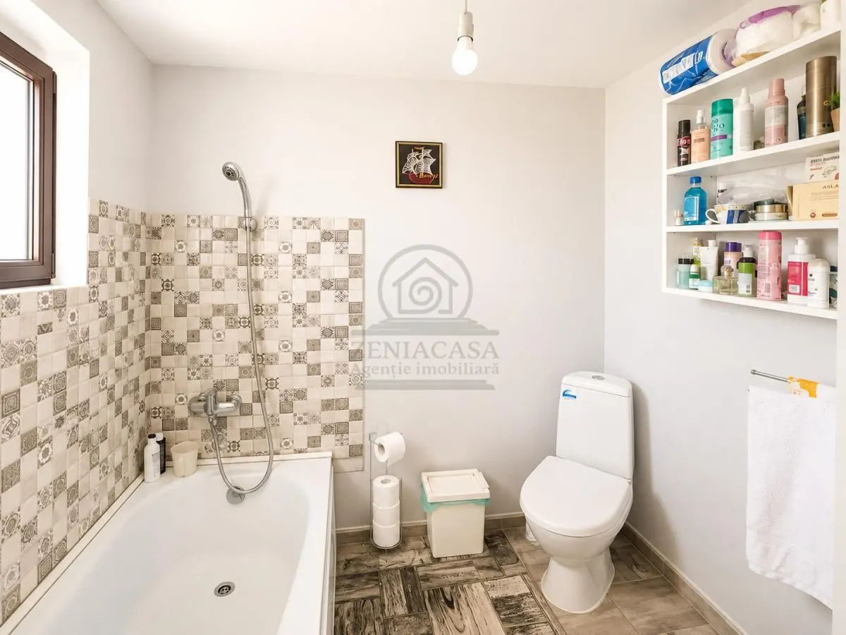 Casa locubila 4 camere , bucatarie, baie  + 3400 mp teren - foto 8