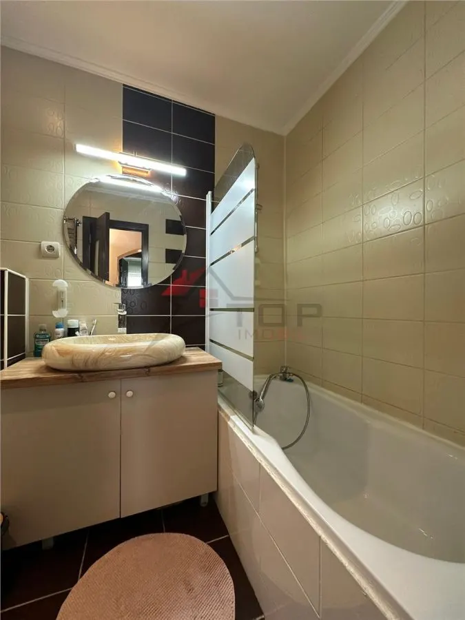 Inchiriere Apartament cu 3 camere Decomandat Nicolina 1 - foto 5