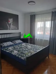 Apartament de inchiriat 3 camere Sibiu Scoala de Inot - foto 3