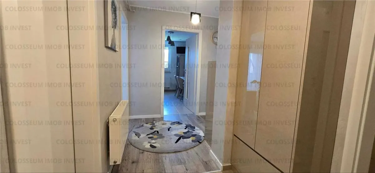 Apartament cu 2 camere, decomandat - zona Tractorul - foto 4