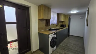Apartament 1 camera, renovat acum,prima inchiriere, 22 Decembrie, langa UMFST - foto 2