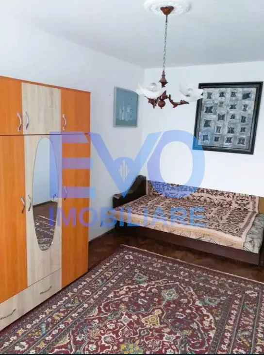 Apartament de inchiriat cu 2 camere,  Podu Ros - foto 1