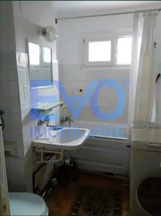 Apartament de inchiriat cu 2 camere,  Podu Ros - foto 6