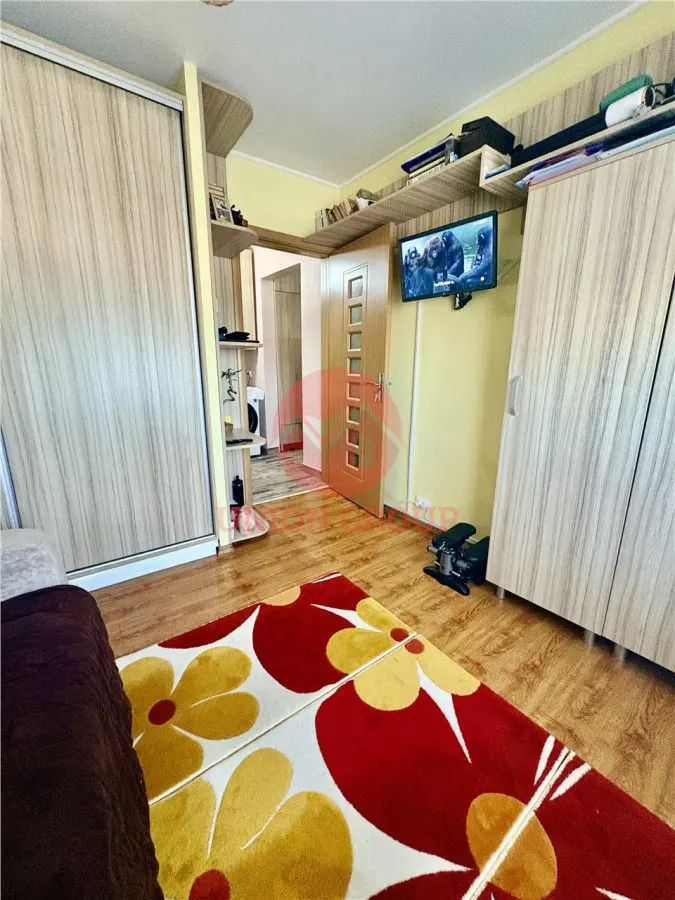 Apartament 2 Camere Decomandat Zona Kaufland Aurel Vlaicu KM 4-5 - foto 8