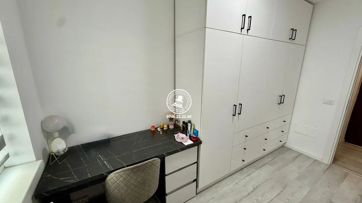 Apartament cu 3 camere in Mircea cel Batran - foto 12