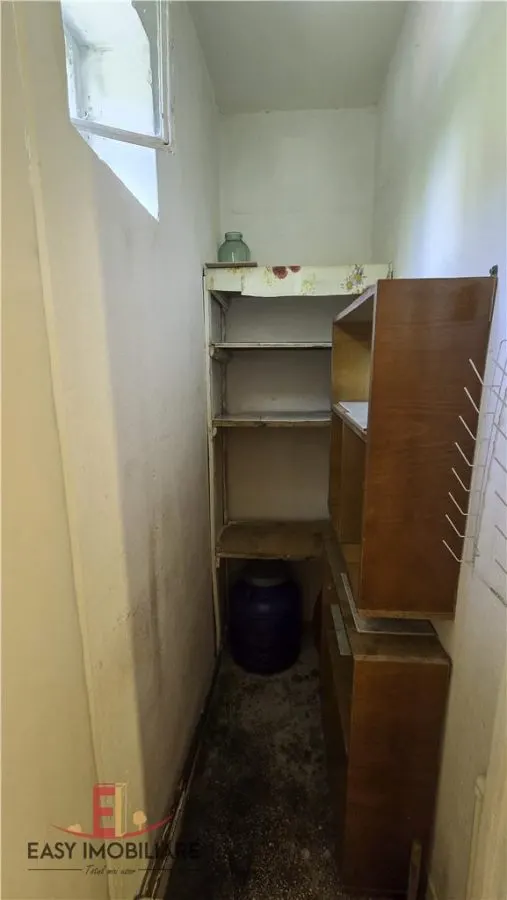 Apartament 2 camere, etaj 1, pe Bld. 1848 , decomandat, cu lift. - foto 8