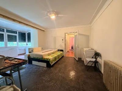 Copou Codrescu apartament 3 camere 60 mp , eliberare rapida - Iasi