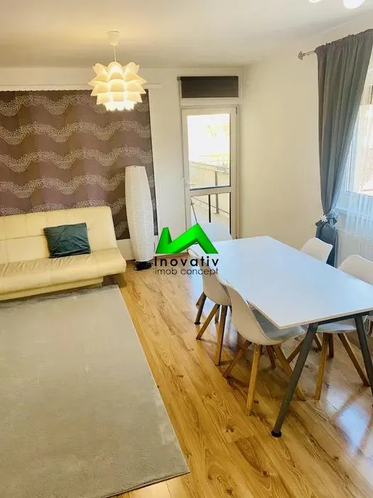 Apartament de inchiriat 3 camere Sibiu Calea Gusteritei - foto 2